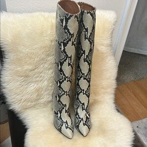 Paris Texas Snakeskin Python Pattern Knee-High Boots. Paris Texas Size: 39 1/2